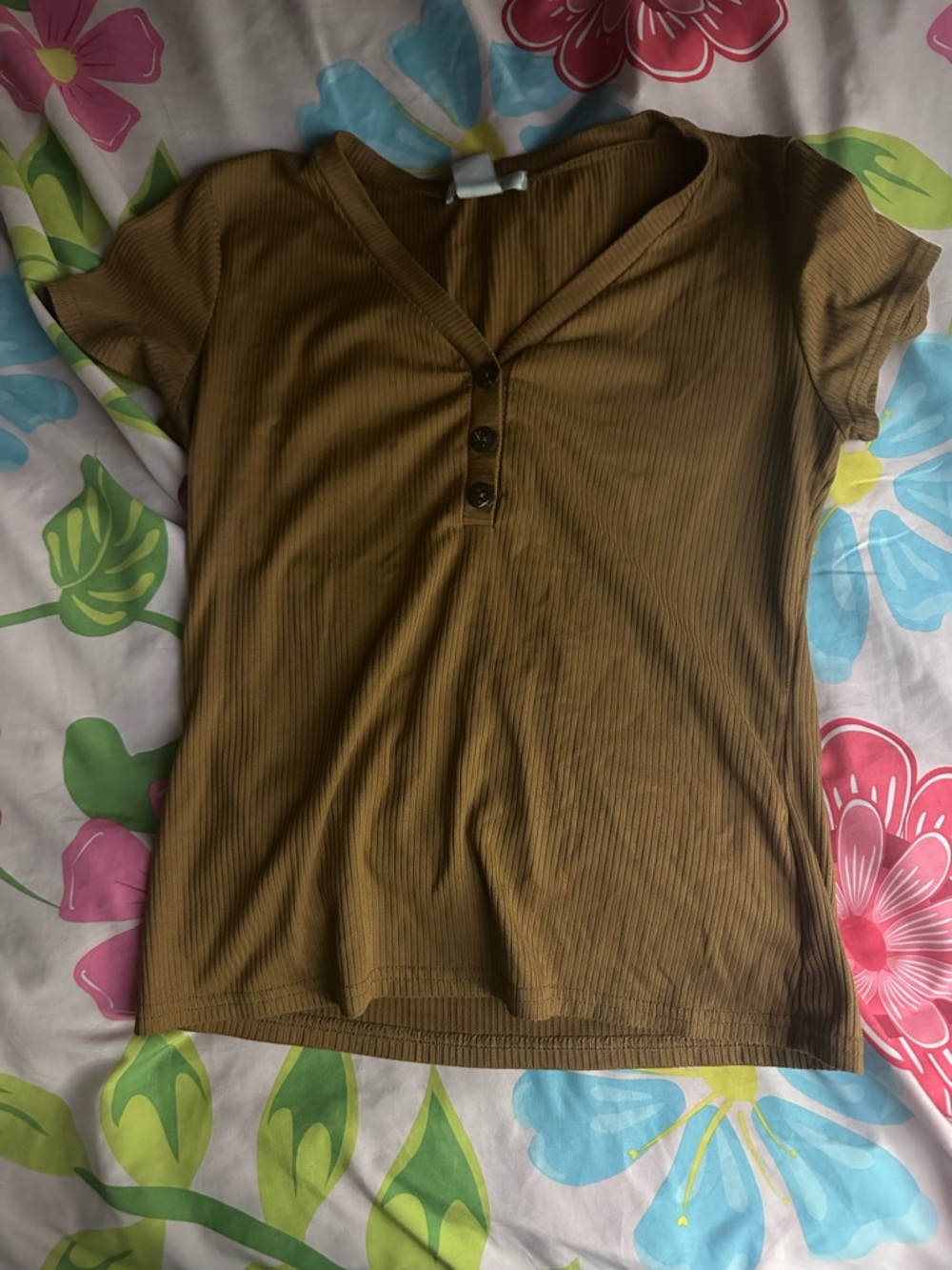 Women’s Ribbed V-Neck Button Front Top - Mustard